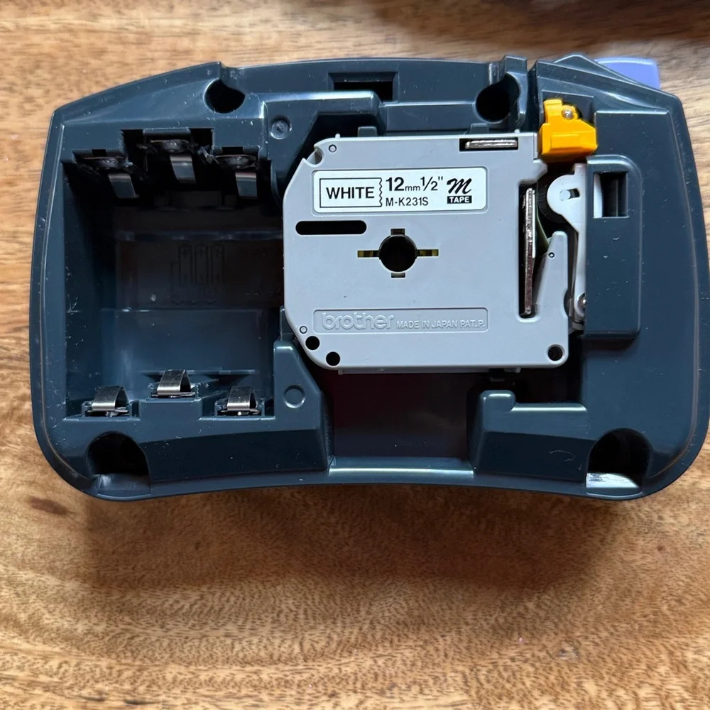 Brother P-Touch Home & Hobby Office Label Maker Midel PT-65
